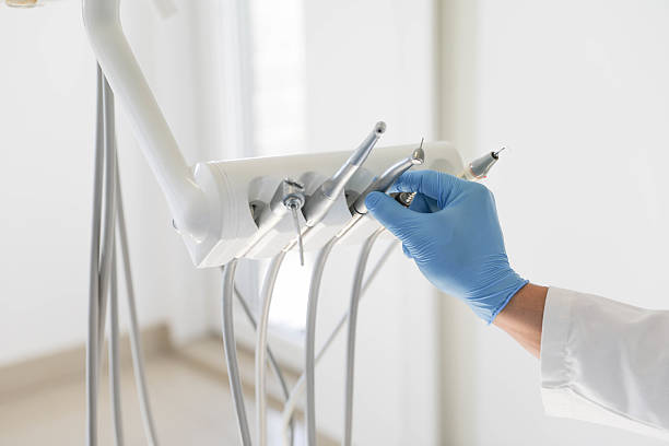 24/7 Emergency Teeth Whitening experts in Kechi, KS